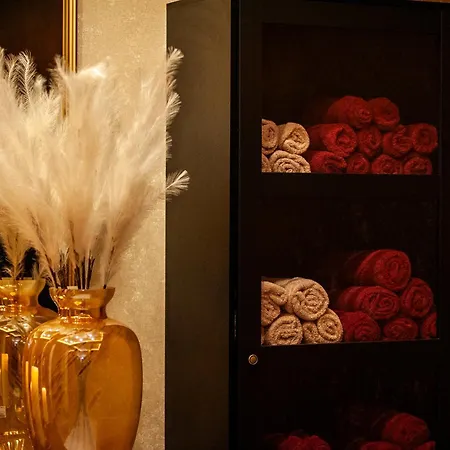 Vis A Vis Penzion 4*