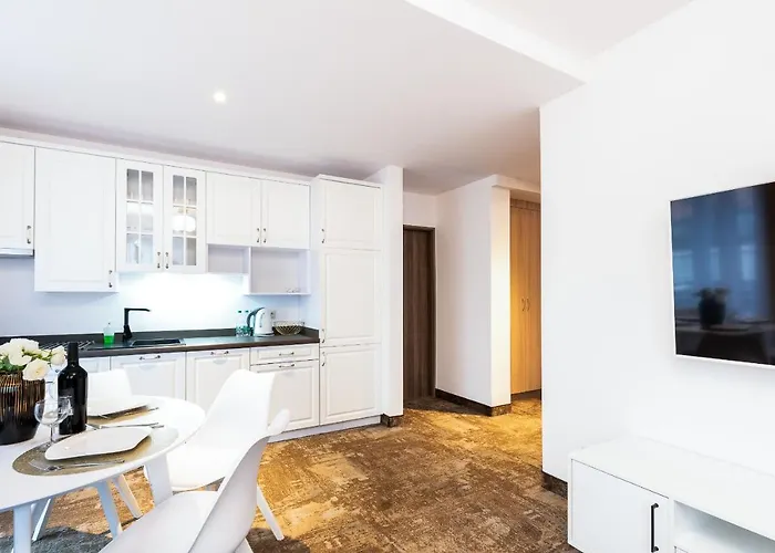 Vis A Vis Πανσιόν 4*